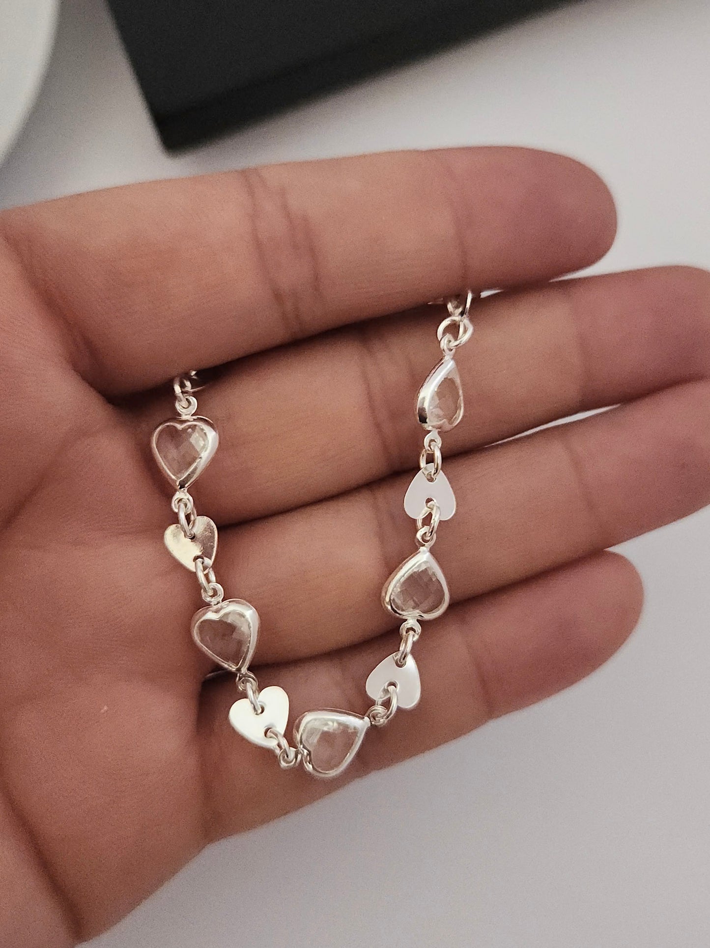 PULSEIRA CORAÇÕES DE CRISTAIS