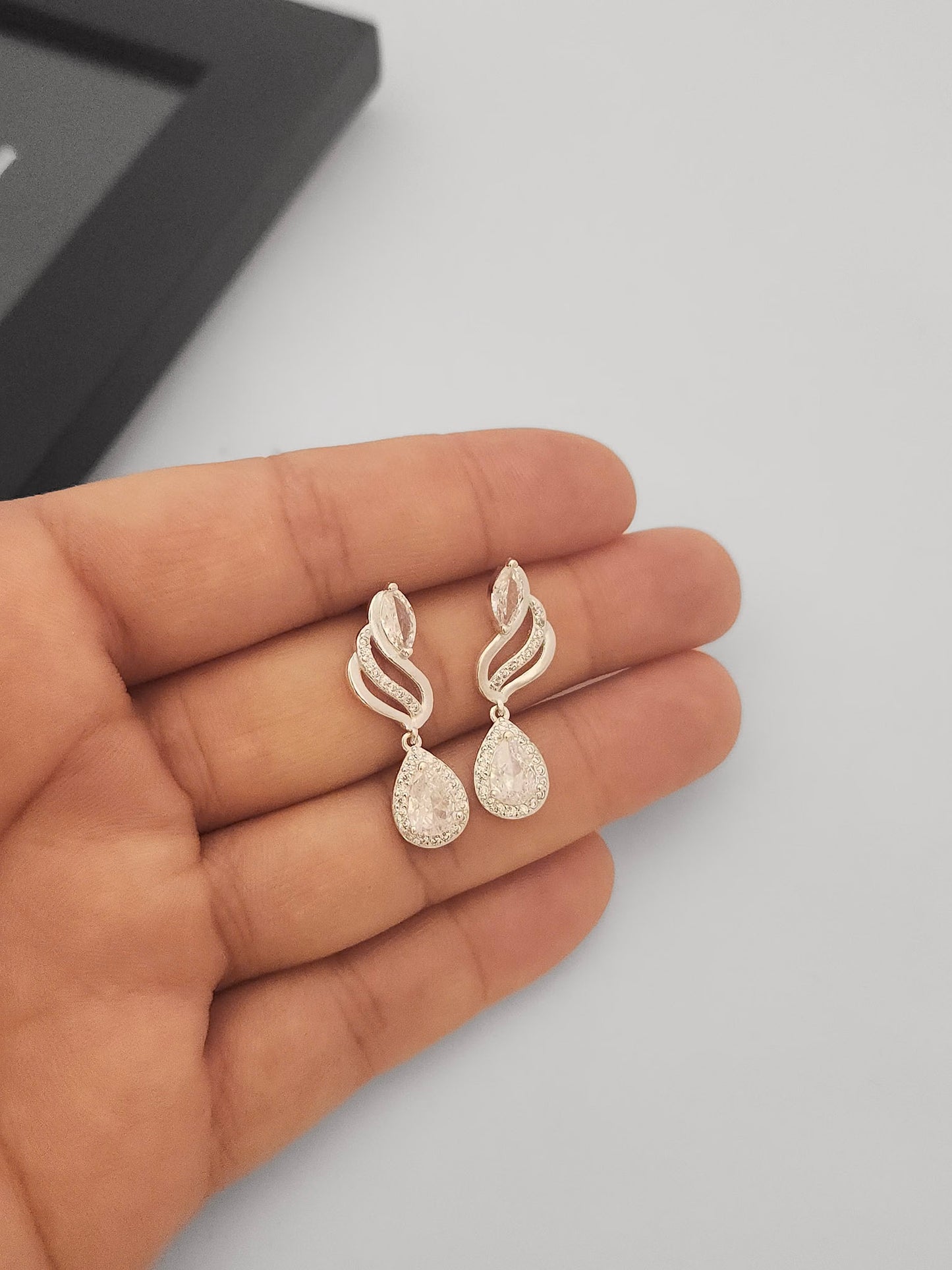 BRINCO PINGENTE GOTA