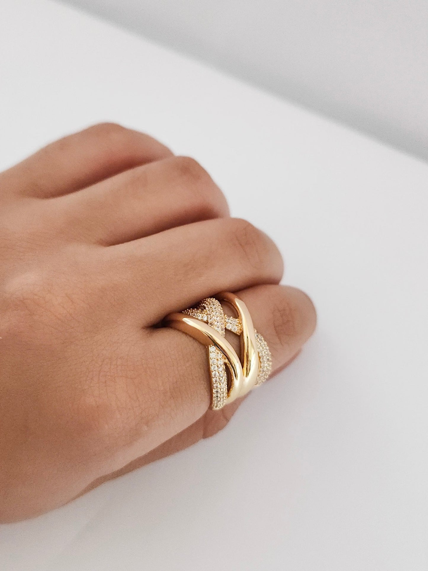 ANEL TRANÇADO COM MICROZIRCÔNIA