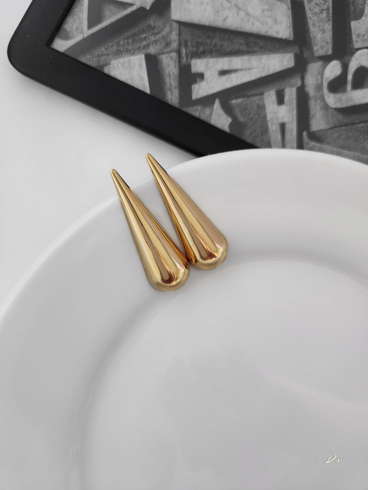 BRINCO GOTA ALONGADA