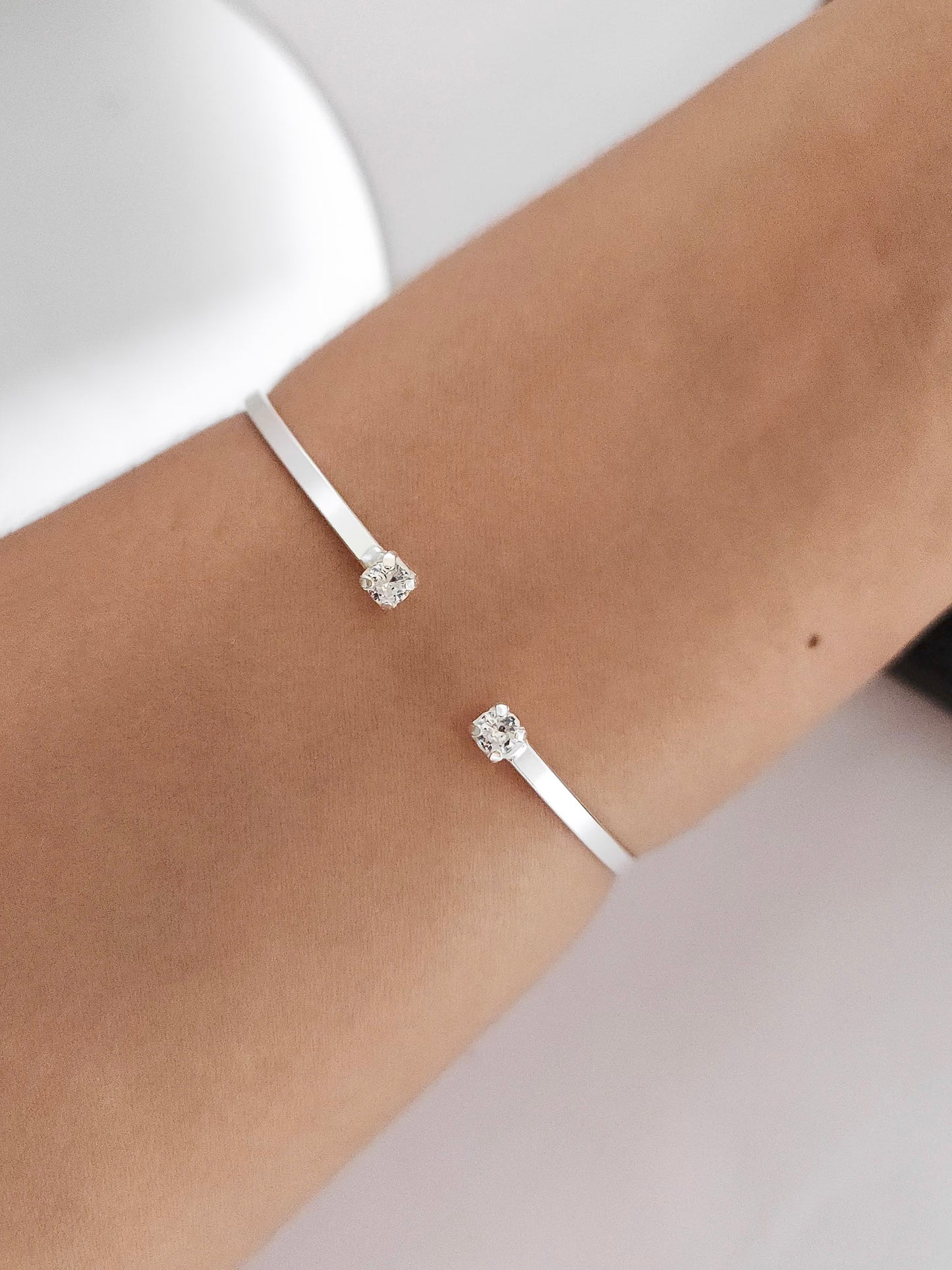 BRACELETE PONTO DE LUZ QUADRADO